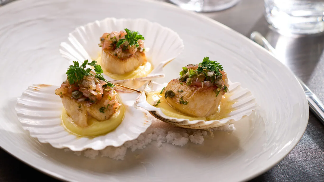 Stables Dish 9 4500px